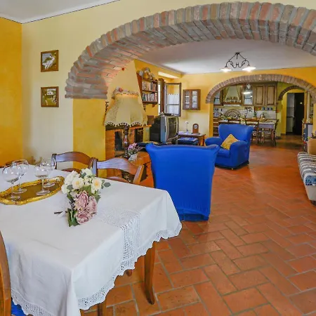 Apartment Locazione Turistica Il Farinaio-1 *